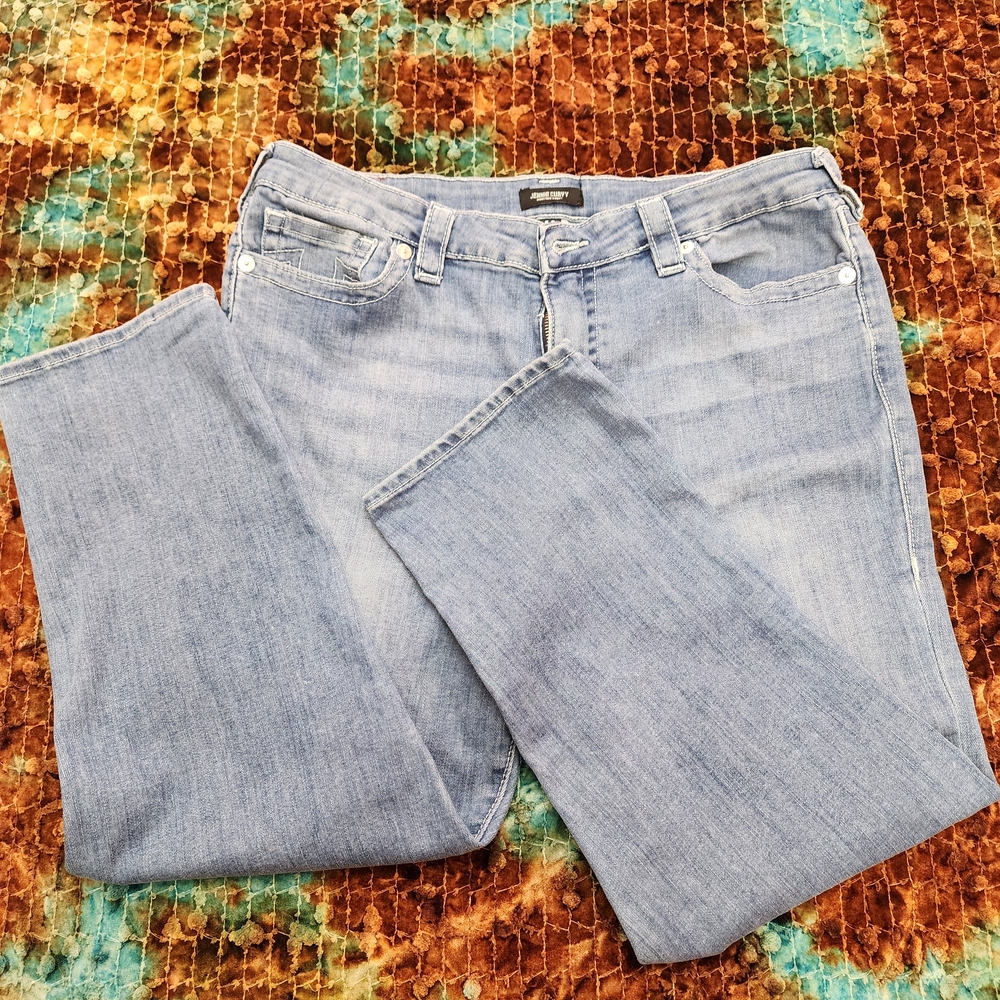 True Religion Jennie Curvy Midrise Capri Women's  Jeans. Size 34.
